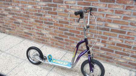 Cherche trottinette fille
