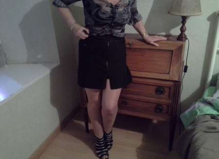 Beurette pieds travesti dominatrice Porono escort conflans