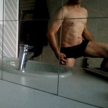 Photo ads/1022000/1022717/a1022717.jpg : je recois en toute discretion femme et couple