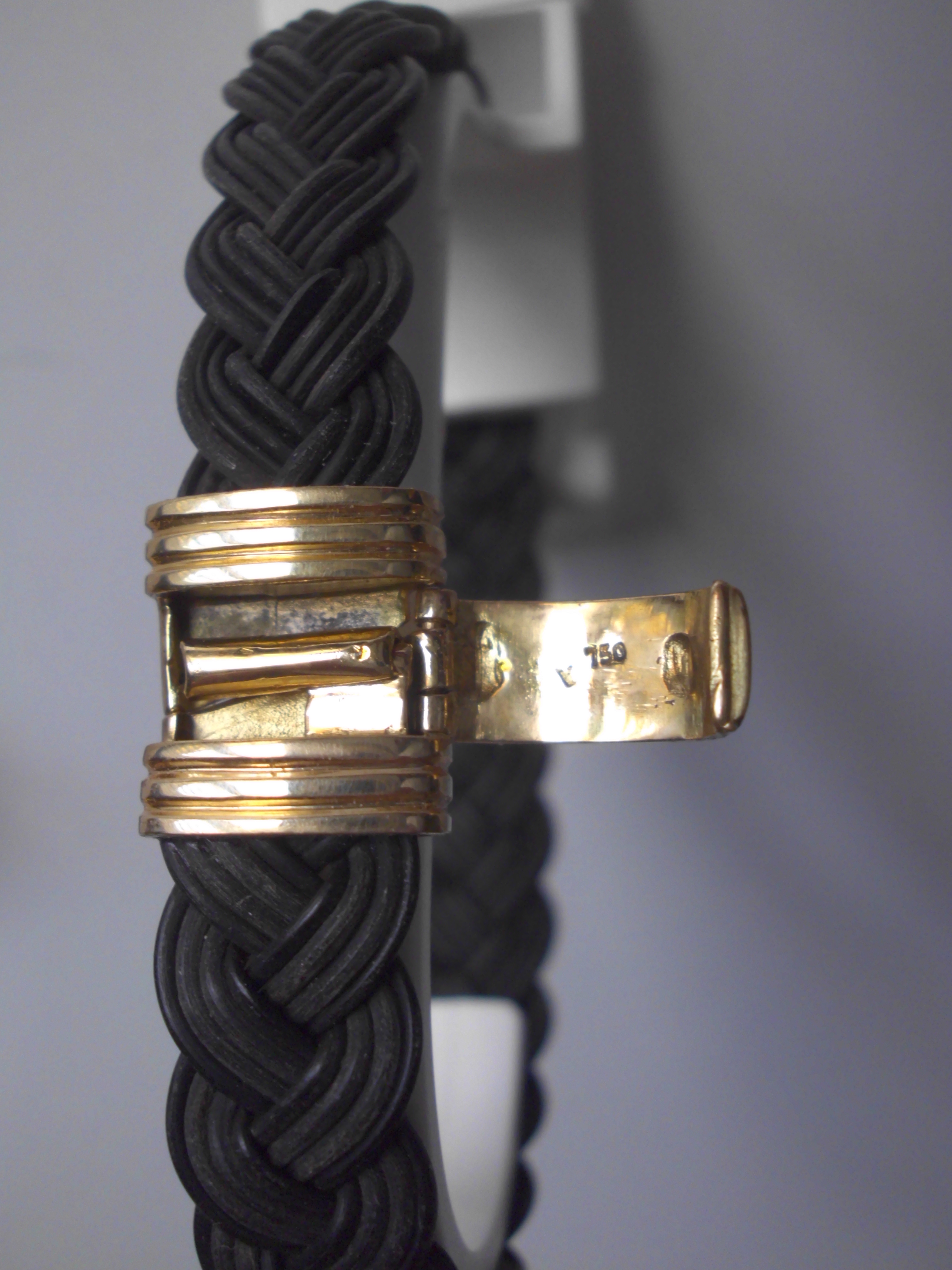BRACELET EN OR 18K et POILS DE QUEUE D’ELEPHANTS