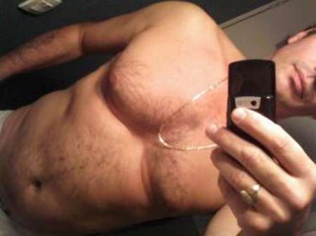 Photo ads/1288000/1288004/a1288004.jpg : Bricolage coquin pour vous mesdames