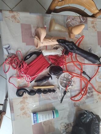 Photo ads/1320000/1320927/a1320927.jpg : Pour femme sans tabous ou soumise débutante