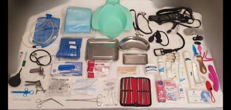 Photo ads/1410000/1410029/a1410029.jpg : Examen gyneco (roleplay docteur - medical)