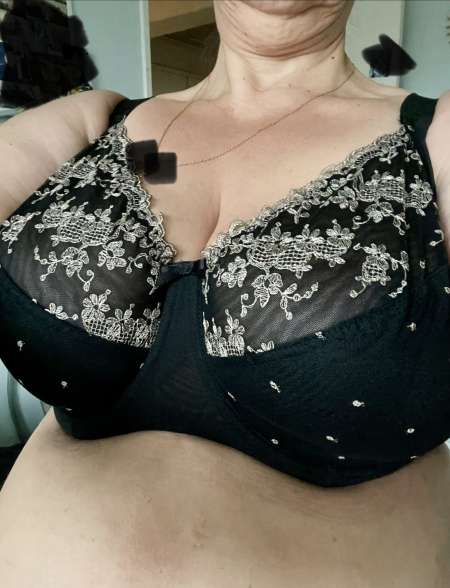 Photo ads/1594000/1594251/a1594251.jpg : Rencontre discrète à Pau