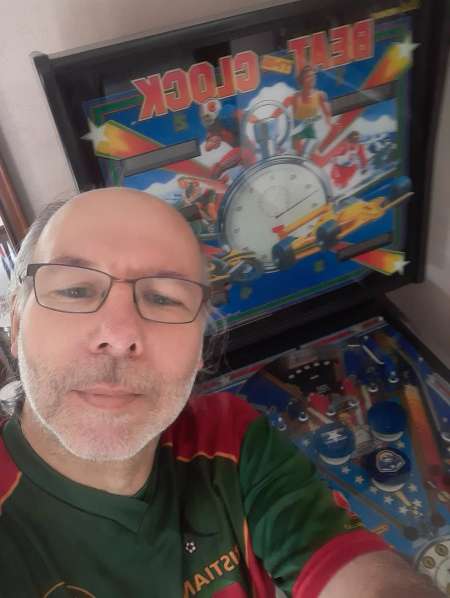 Photo ads/1631000/1631009/a1631009.jpg :  soumis a demeure