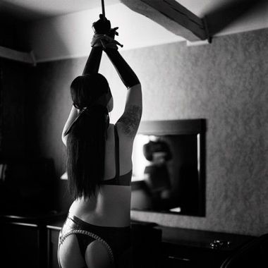 Photo ads/1657000/1657286/a1657286.jpg : Madame, vous cherchez un maitre?