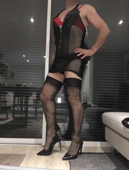 Photo ads/1711000/1711062/a1711062.jpg :  NANCY : salpe-mâle passiv pr Femdom, cple ou h Dom