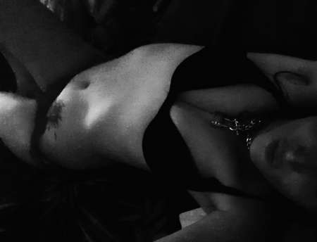 Photo ads/1744000/1744469/a1744469.jpg :  Escort girl