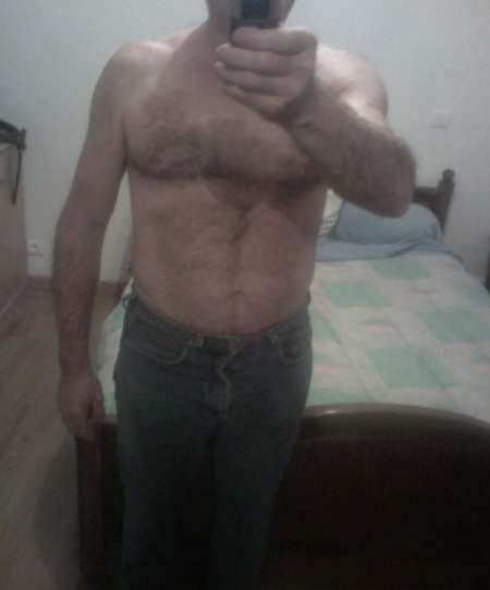 Photo ads/1810000/1810897/a1810897.jpg :  cherche masseuse