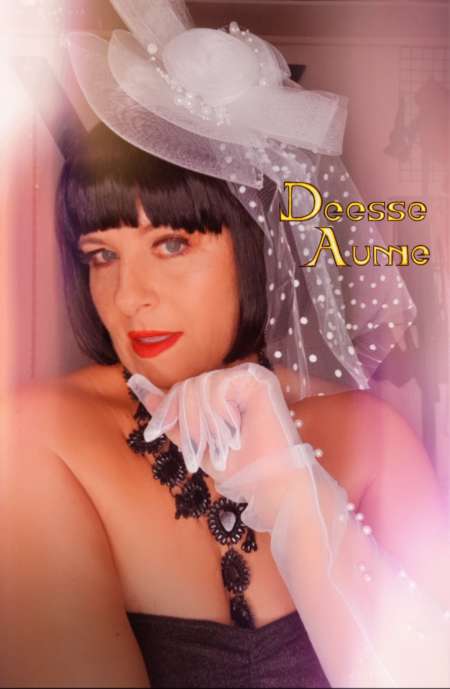Photo ads/1811000/1811148/a1811148.jpg : Maîtresse AUME Vivre ou découvrir mon univers