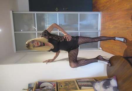 Photo ads/1811000/1811962/a1811962.jpg :  TRAV PASSIVE SOUMISE NYMPHO HARD