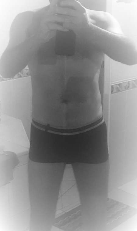 Photo ads/1825000/1825498/a1825498.jpg :  recherche relation amico/coquine