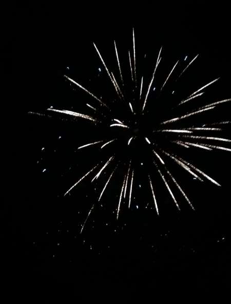 Photo ads/1835000/1835406/a1835406.jpg : Bel homme 40 ans cherche femme plus de 60 ans