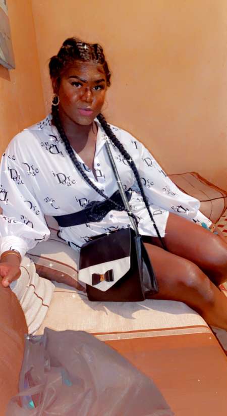 Photo ads/1842000/1842479/a1842479.jpg : Massage à domicile (Transgenre)