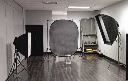 Photo ads/1857000/1857580/a1857580.jpg : Shooting rémunéré en studio professionnel pour F