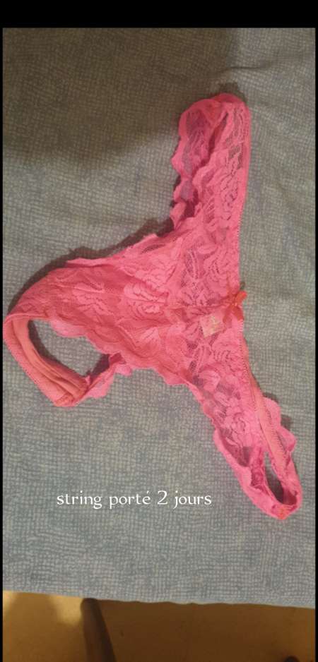  Culotte sale et porté