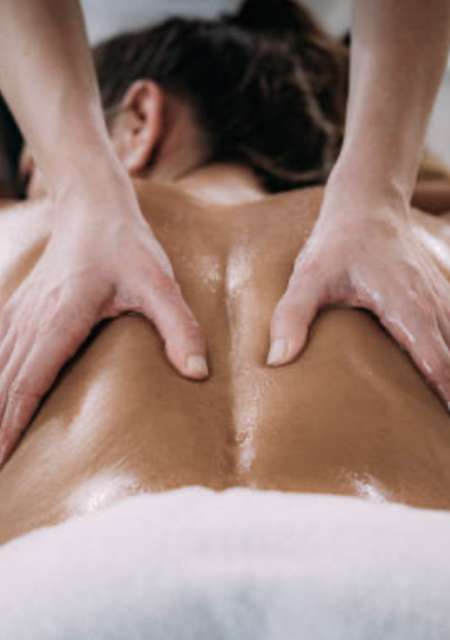 Photo ads/1978000/1978567/a1978567.jpg : Modelage massage californien
