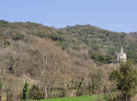 Photo ads/1983000/1983281/a1983281.jpg : Terrain non contructible