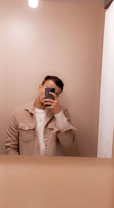 Photo ads/1996000/1996395/a1996395.jpg : Escort boy