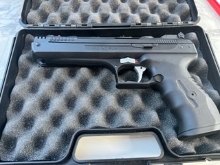 PISTOLET 4.5 PCA COMME NEUF