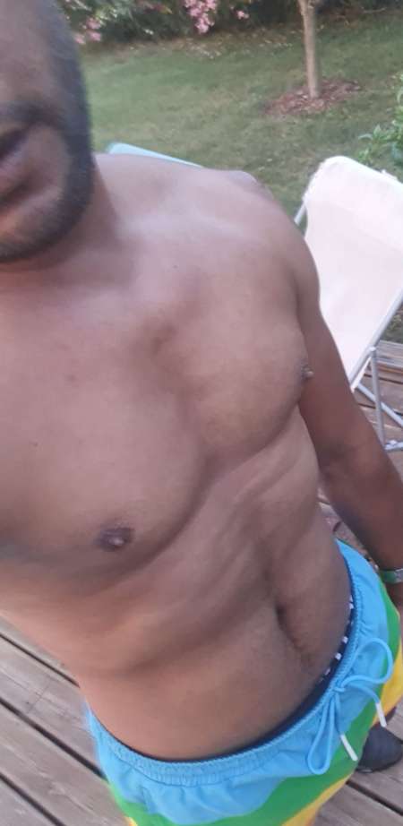 Photo ads/2010000/2010019/a2010019.jpg : Tahitien recherche des femmes