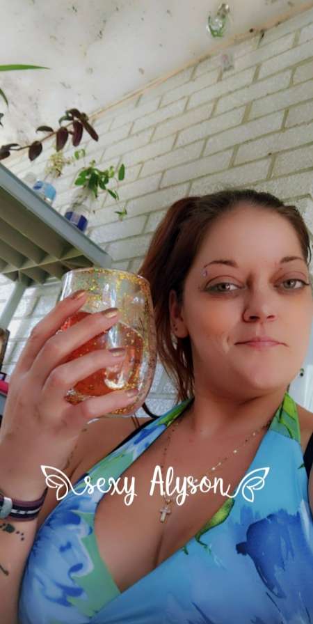 Photo ads/2028000/2028348/a2028348.jpg : Incall spécial tout inclus Laval 30min a 100$