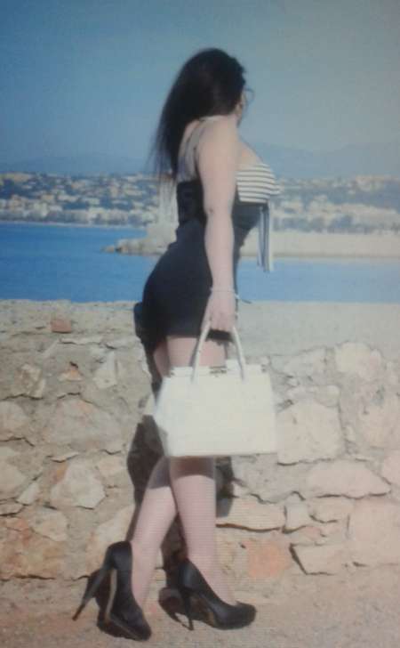 Photo ads/2032000/2032191/a2032191.jpg : Magnifique occasionnelle libertine.