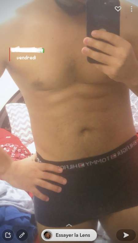Photo ads/2033000/2033414/a2033414.jpg : Sexy mec musclé