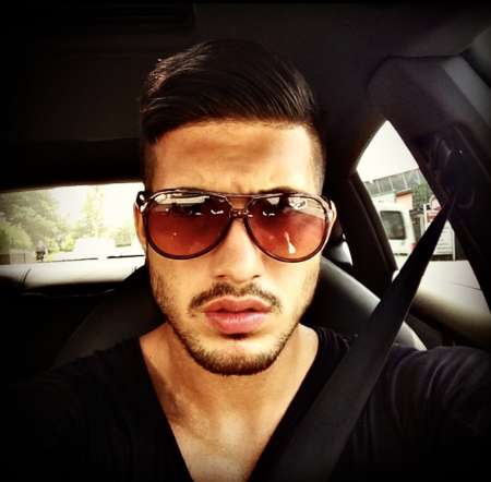 Photo ads/2038000/2038492/a2038492.jpg : Escort boy