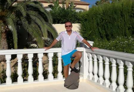 Photo ads/2049000/2049386/a2049386.jpg :  massage homme pour homme