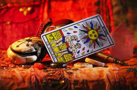 Photo ads/2063000/2063852/a2063852.jpg : Voyance ancestrale orientale au tél
