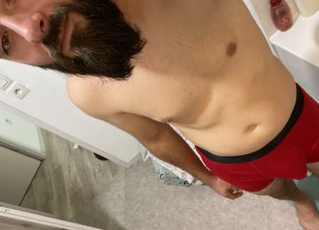 Photo ads/2064000/2064931/a2064931.jpg : Massage et plus ;)