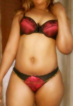 Photo ads/2067000/2067940/a2067940.jpg : Belle Demoiselle