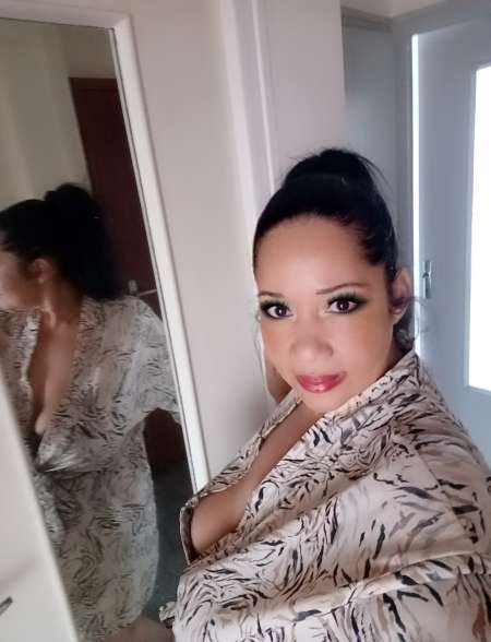 Photo ads/2099000/2099166/a2099166.jpg : Azucena , venue de Madrid ...