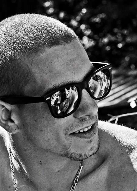 Photo ads/2101000/2101901/a2101901.jpg : Jeune homme pour femme en manque