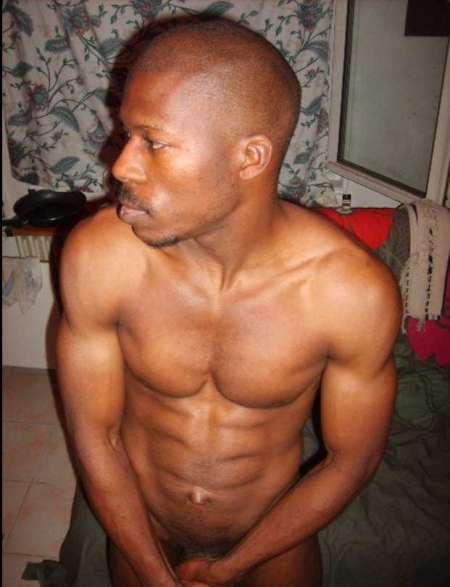 Photo ads/2102000/2102831/a2102831.jpg : MIKE BLACK STRASBOURG