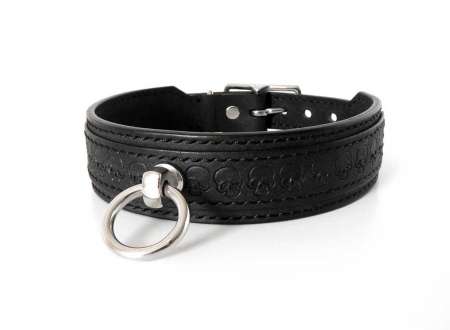 Photo ads/2103000/2103189/a2103189.jpg : Couple BDSM recherche soumis ou couple soumis