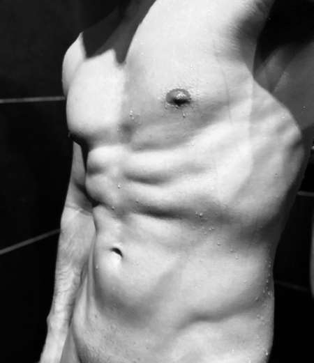 Photo ads/2108000/2108030/a2108030.jpg : Moment sympa entre adultes