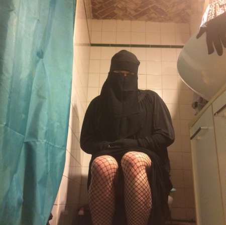 Photo ads/2109000/2109737/a2109737.jpg : TRAVESTIE ZAMEL KHABA KELBA SOUMISE POUR RAJEL