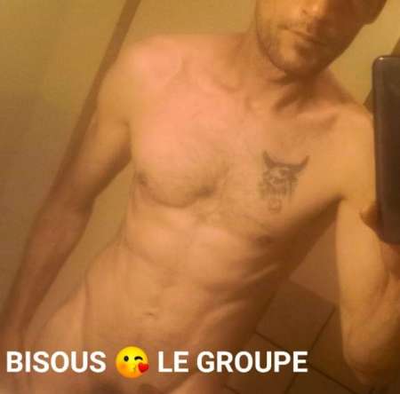Photo ads/2136000/2136804/a2136804.jpg : Jeune homme latino disponible pour homme et femme