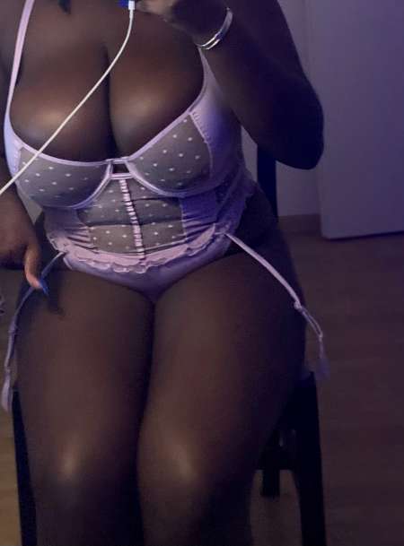 Photo ads/2139000/2139264/a2139264.jpg : Escorte gros seins Toulouse