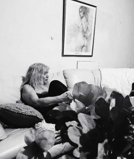 Photo ads/2196000/2196609/a2196609.jpg : Belle femme mature et sexy