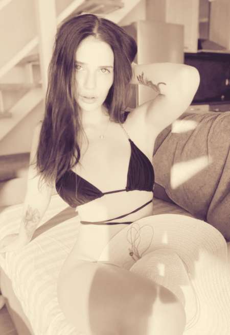 Photo ads/2201000/2201970/a2201970.jpg : Recherche Modèles Féminins