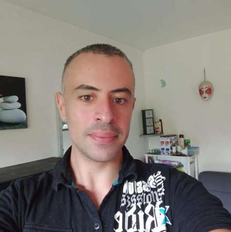 Photo ads/2205000/2205304/a2205304.jpg : Recherche rencontre coquine