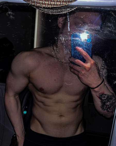 Photo ads/2206000/2206318/a2206318.jpg : Je recherche une femme trans