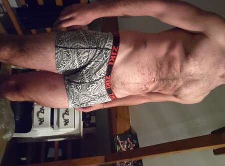 Photo ads/2207000/2207148/a2207148.jpg : Beau jeune homme pour fille timide