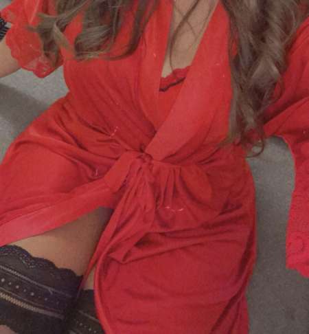 Photo ads/2213000/2213727/a2213727.jpg : Jolie brune française et indépendante