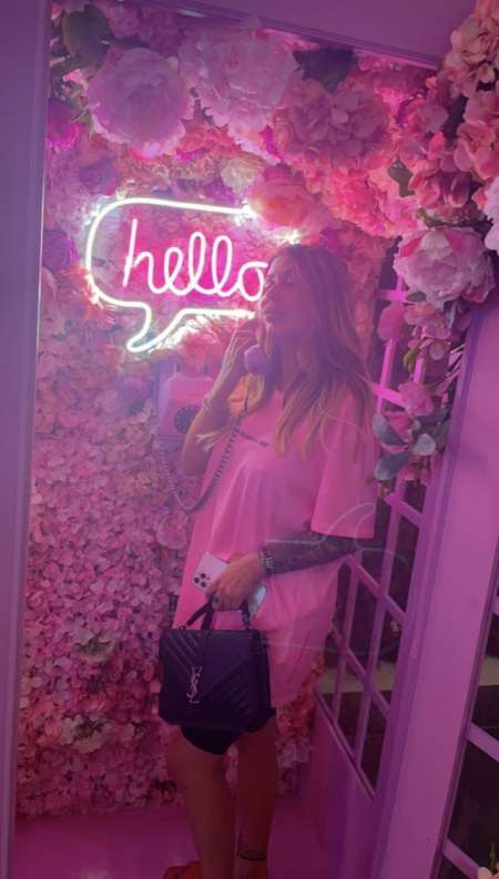 Photo ads/2218000/2218846/a2218846.jpg : Sublime déesse chic et choc
