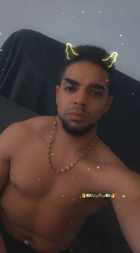 Photo ads/2225000/2225706/a2225706.jpg : Escorte boys (gigolo)