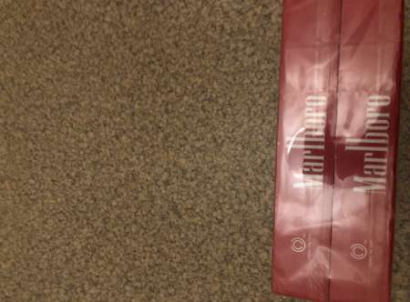 Photo ads/2227000/2227314/a2227314.jpg : Cartouche malboro